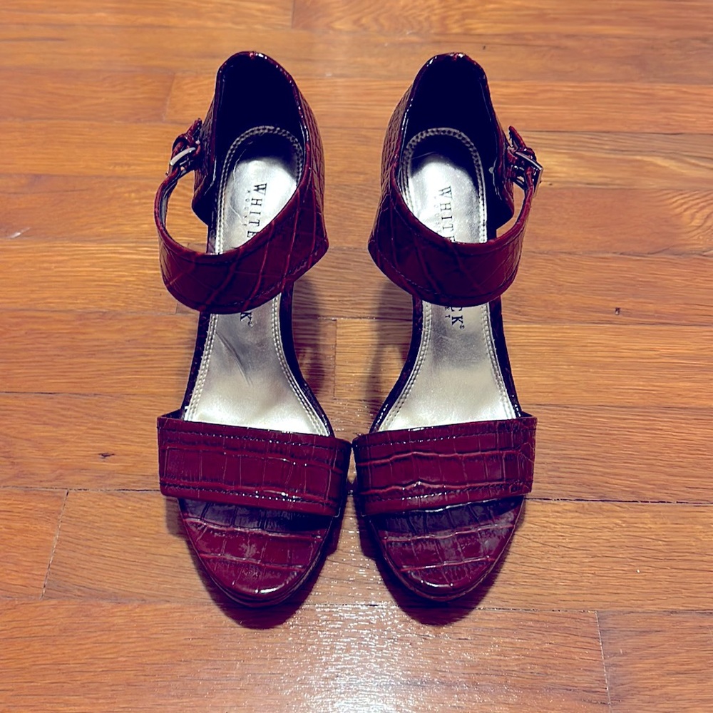 White House | Black Market Red Aligator Patent Leather Heel